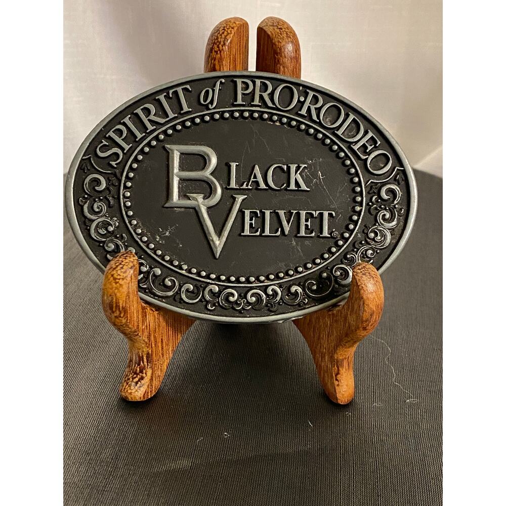 VTG Black Velvet Whisky Oval Belt Buckle Spirit of Pro-Rodeo 4 in X 2.75 in GUC